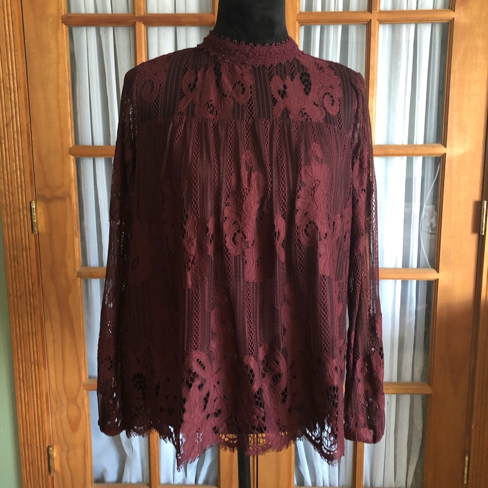 Lace Long Sleeved Burgundy Blouse